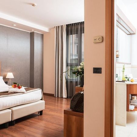 Hotel Royal Falcone Monza Esterno foto