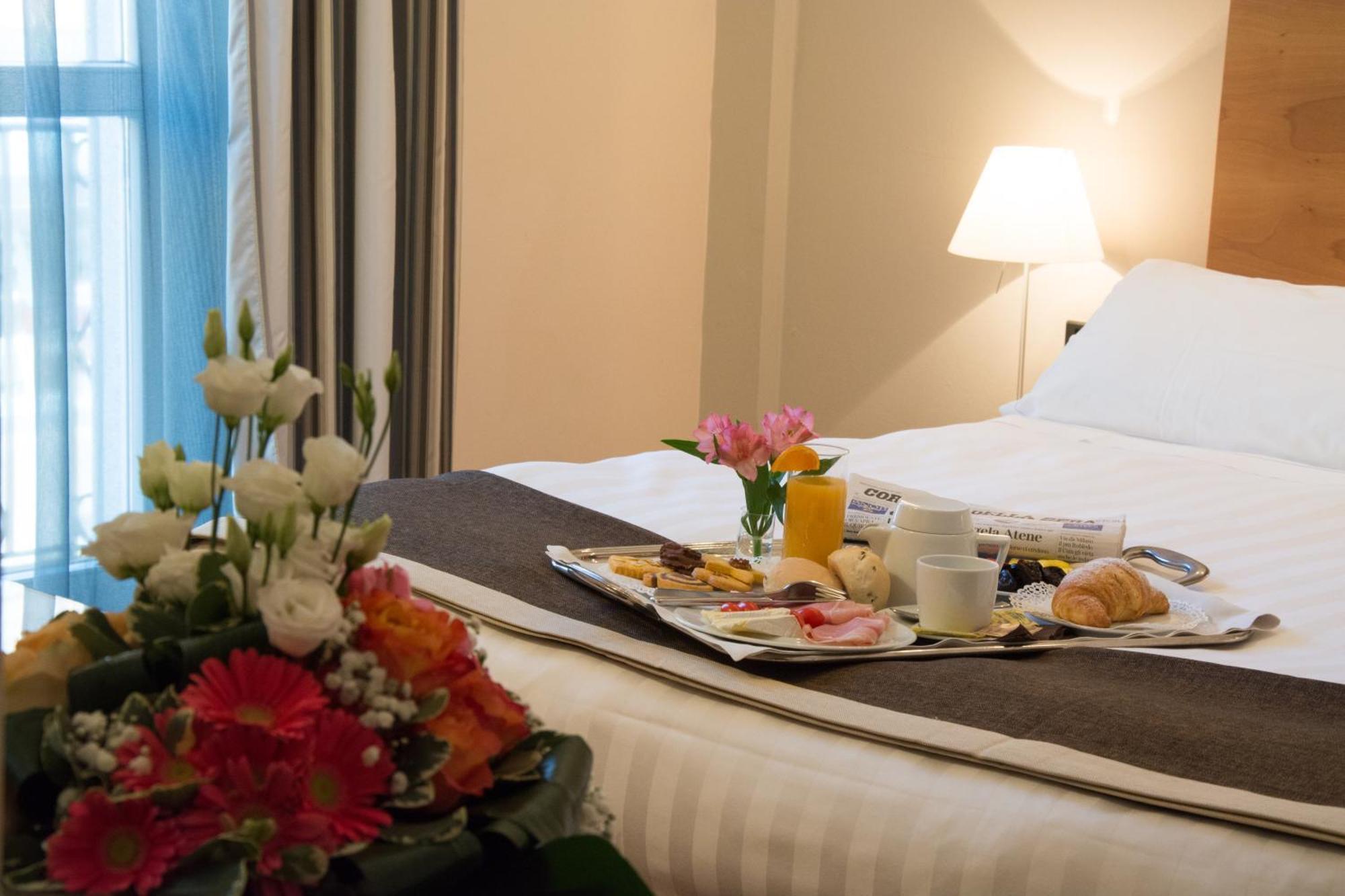 Hotel Royal Falcone Monza Esterno foto