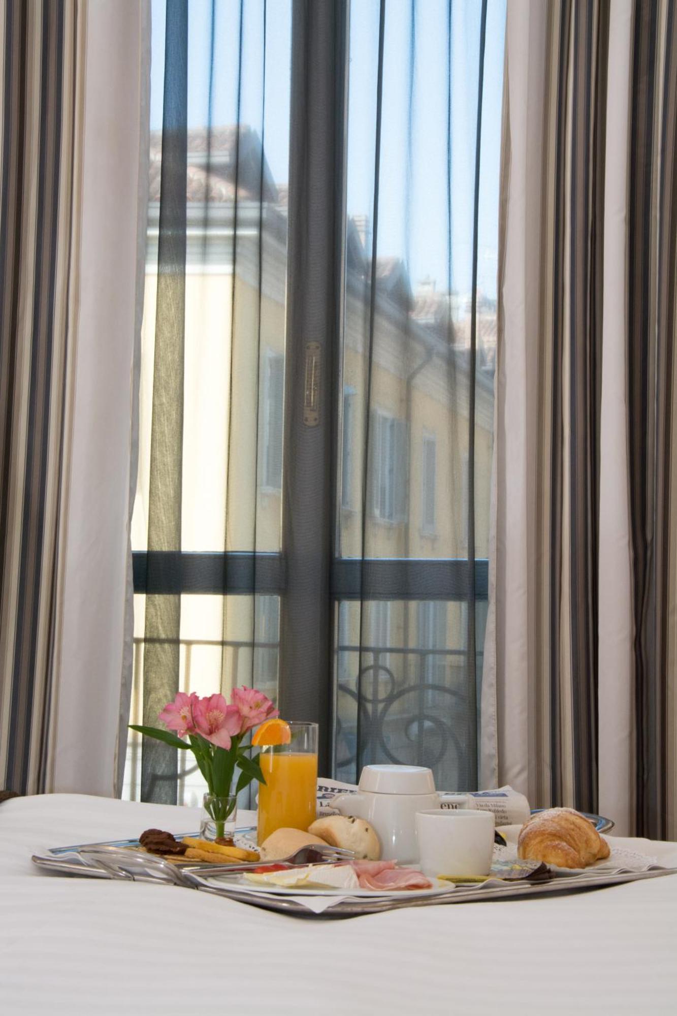 Hotel Royal Falcone Monza Esterno foto