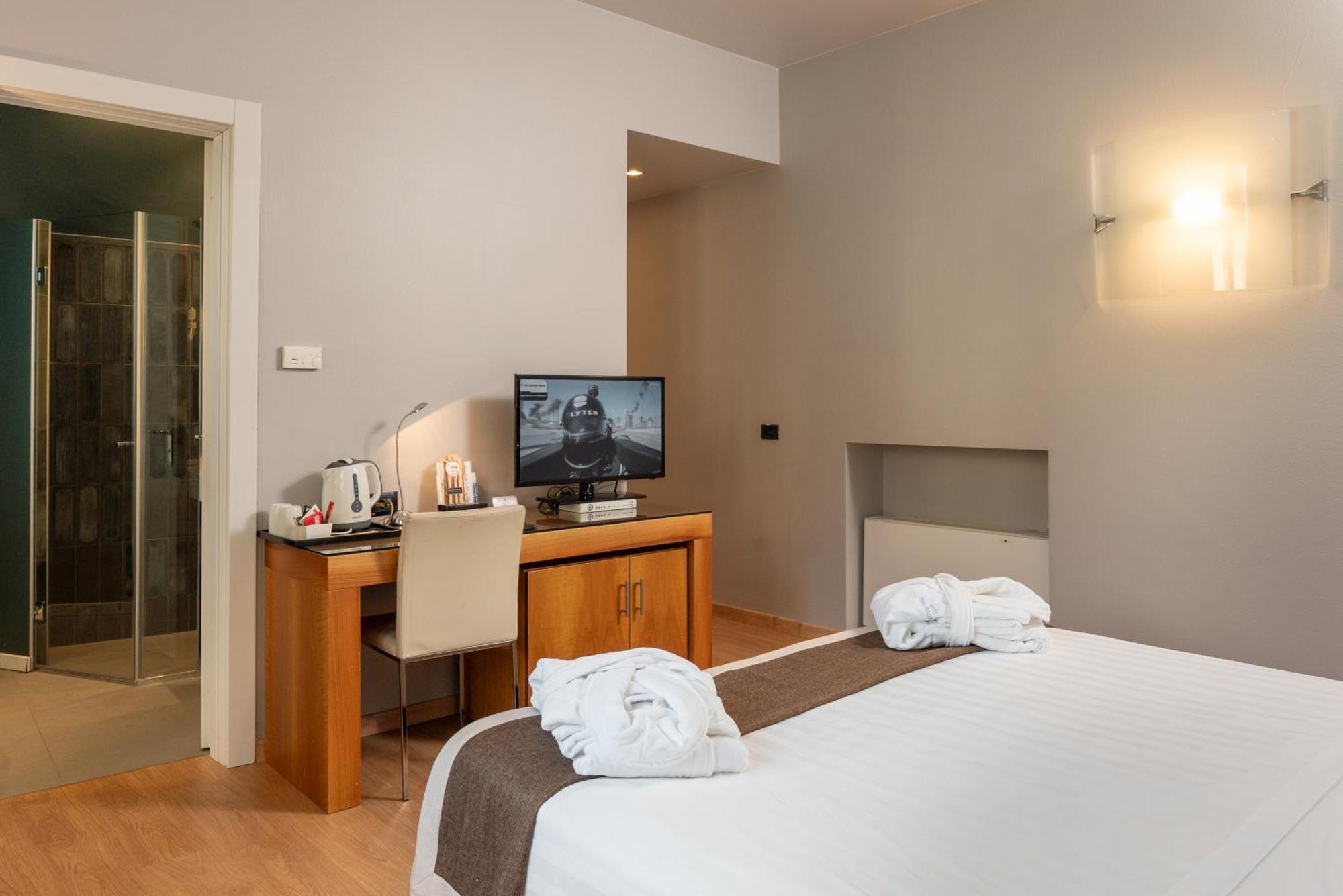 Hotel Royal Falcone Monza Esterno foto