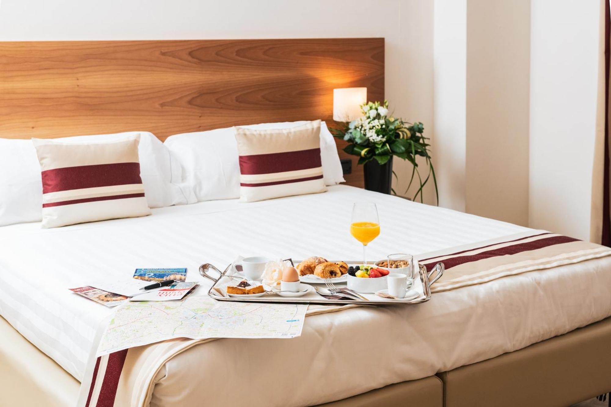 Hotel Royal Falcone Monza Esterno foto