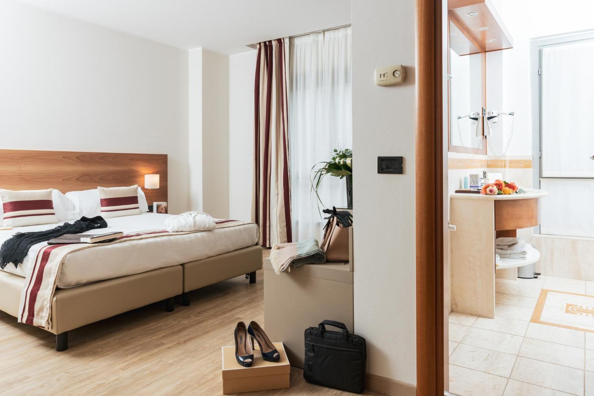 Hotel Royal Falcone Monza Esterno foto